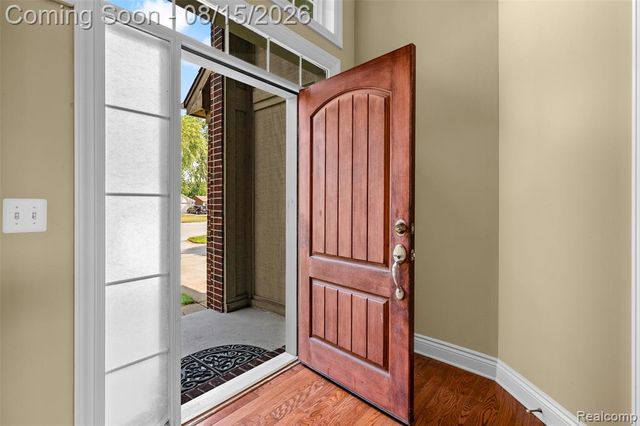 3809 Yorba Linda Boulevard, Royal Oak, MI 48073