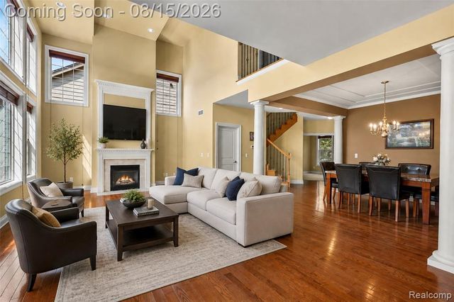 3809 Yorba Linda Boulevard, Royal Oak, MI 48073