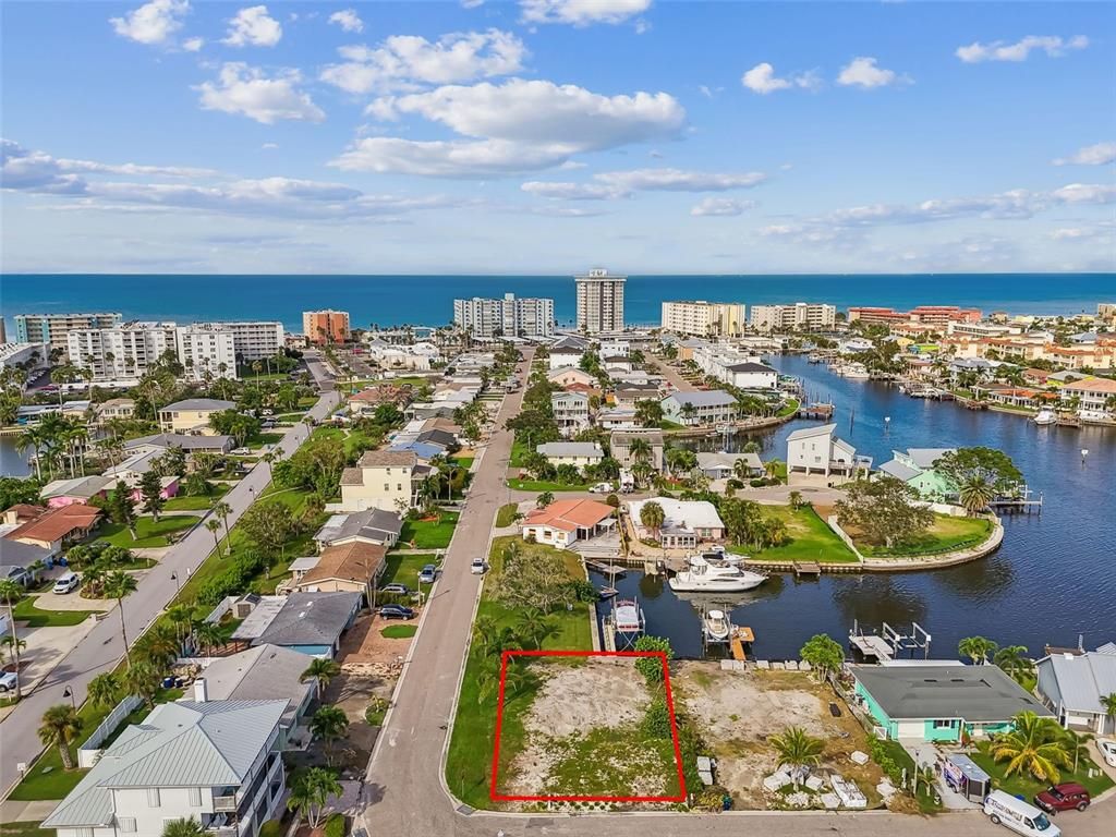 17404 2ND STREET E, Redington Shores, FL 33708