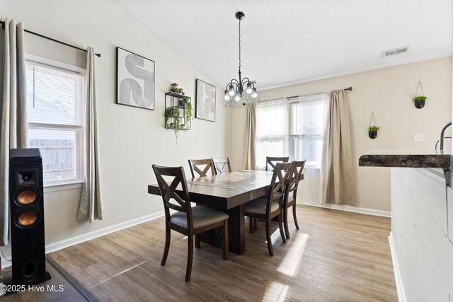 2000 Hunters Ridge Drive, Midway Park, NC 28544