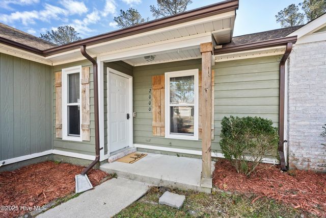 2000 Hunters Ridge Drive, Midway Park, NC 28544