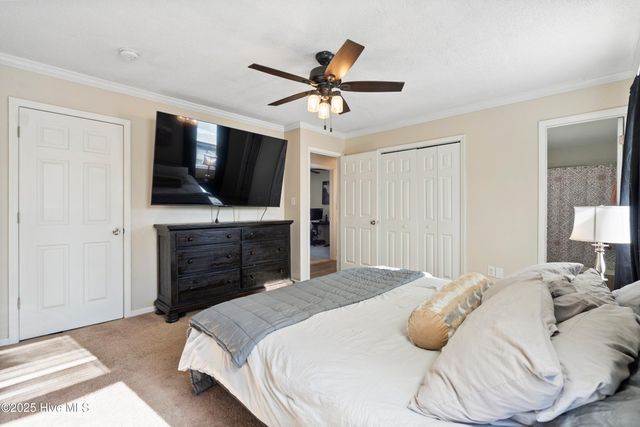 2000 Hunters Ridge Drive, Midway Park, NC 28544