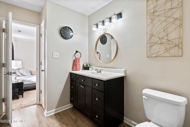 2000 Hunters Ridge Drive, Midway Park, NC 28544