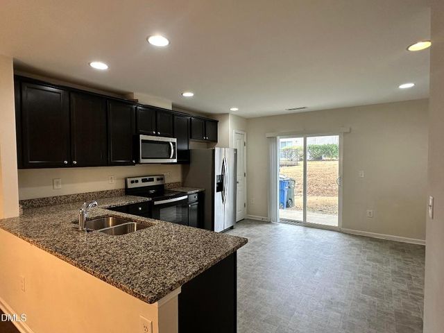 4014 Tresco Crsg Crossing, Raleigh, NC 27616