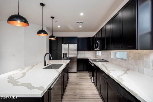 825 N 9TH Avenue 10, Phoenix, AZ 85007