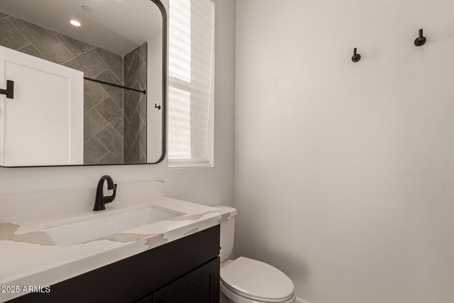 825 N 9TH Avenue 10, Phoenix, AZ 85007