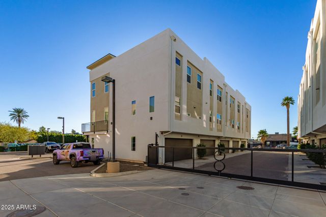 825 N 9TH Avenue 10, Phoenix, AZ 85007