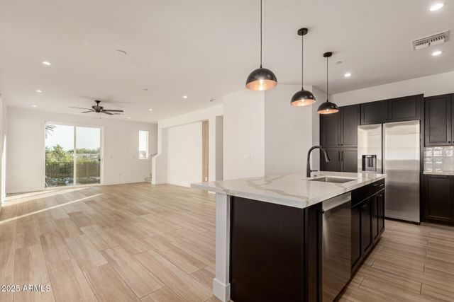 825 N 9TH Avenue 10, Phoenix, AZ 85007