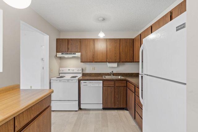 1164 Xene Lane N, Plymouth, MN 55447