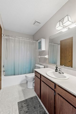 1164 Xene Lane N, Plymouth, MN 55447