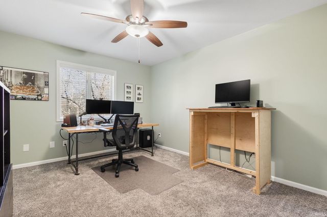 2271 S Old Ditch Road, Warsaw, IN 46580