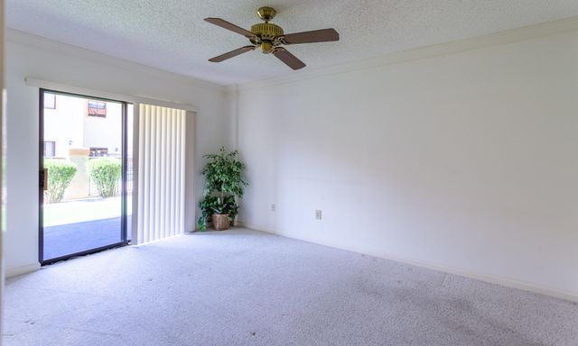 10330 W THUNDERBIRD Boulevard C107b, Sun City, AZ 85351