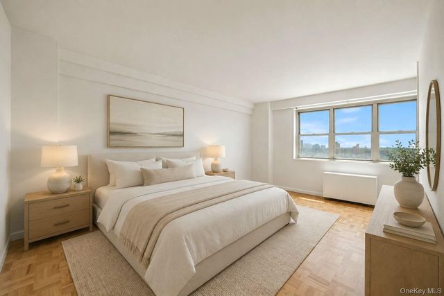 102-30 66th Road 17H, Forest Hills, NY 11375