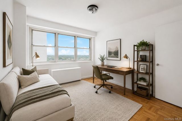 102-30 66th Road 17H, Forest Hills, NY 11375
