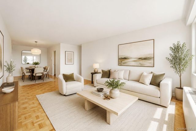 102-30 66th Road 17H, Forest Hills, NY 11375