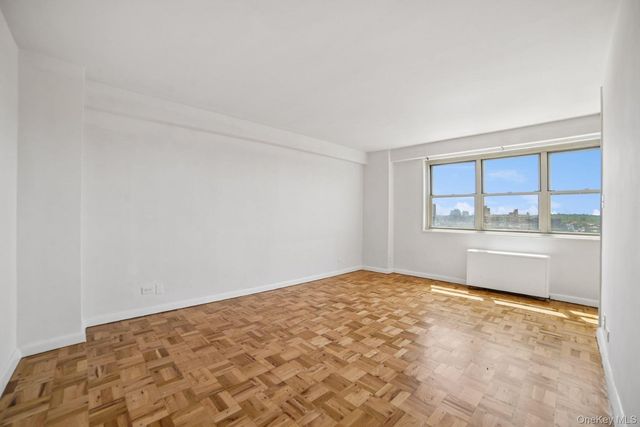 102-30 66th Road 17H, Forest Hills, NY 11375
