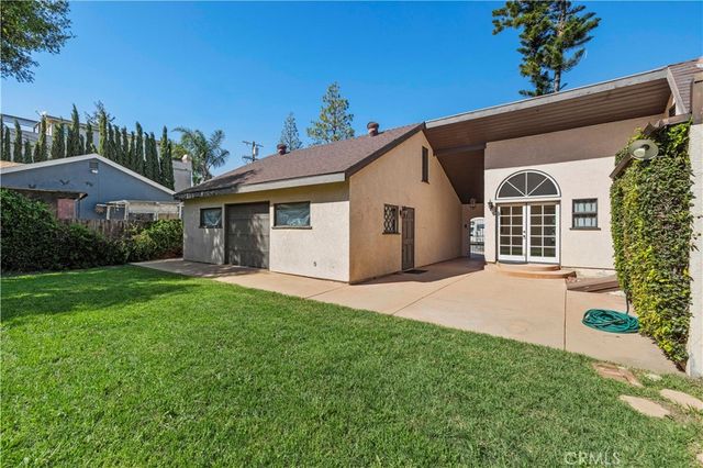 6553 Odessa Avenue, Los Angeles, CA 91406