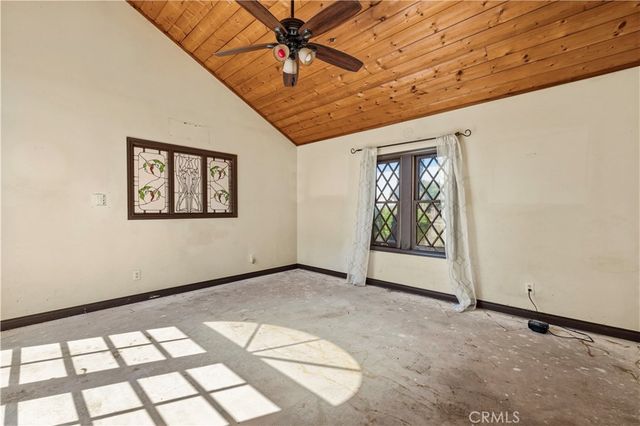 6553 Odessa Avenue, Los Angeles, CA 91406