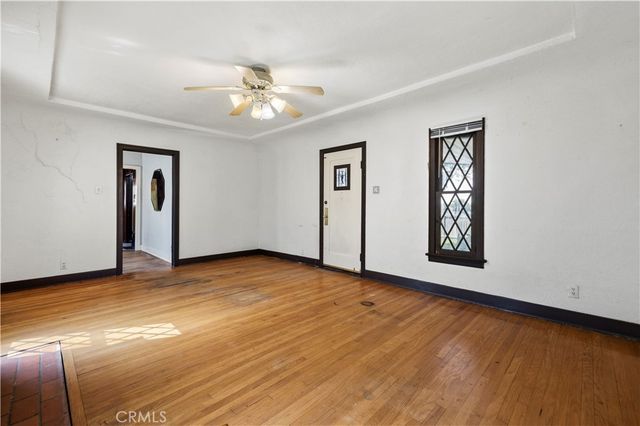 6553 Odessa Avenue, Los Angeles, CA 91406