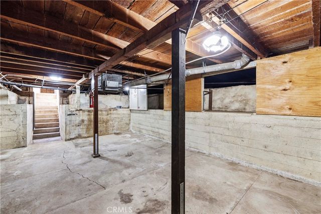 6553 Odessa Avenue, Los Angeles, CA 91406