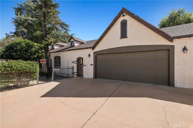 6553 Odessa Avenue, Los Angeles, CA 91406