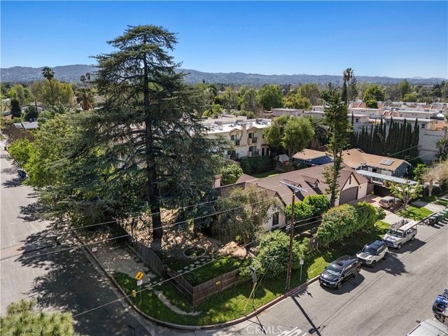 6553 Odessa Avenue, Los Angeles, CA 91406