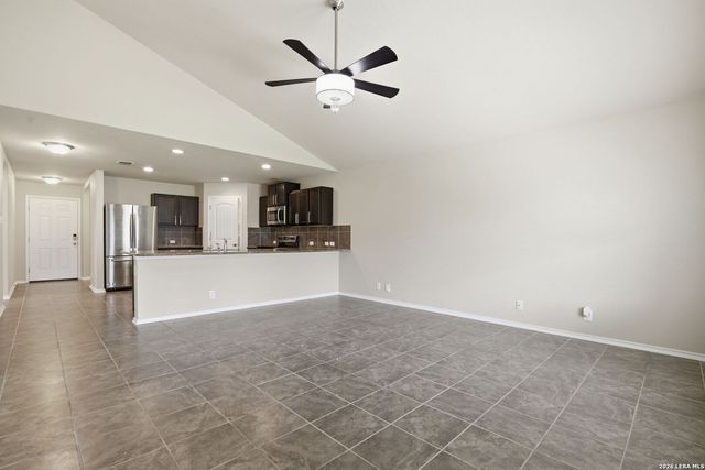 9011 WASHBURN CT, San Antonio, TX 78254