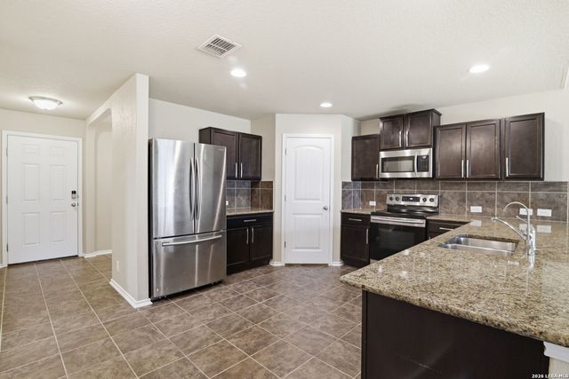 9011 WASHBURN CT, San Antonio, TX 78254