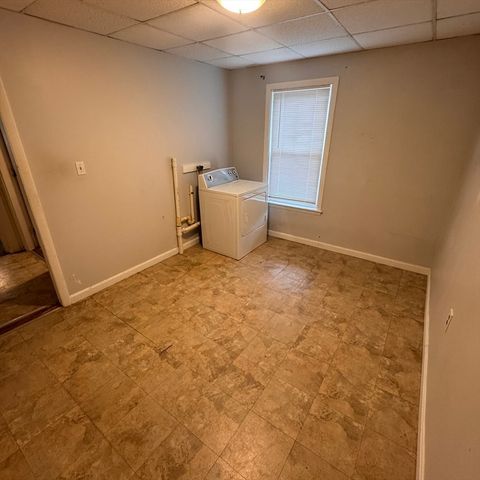238 Water St 2, Leominster, MA 01453