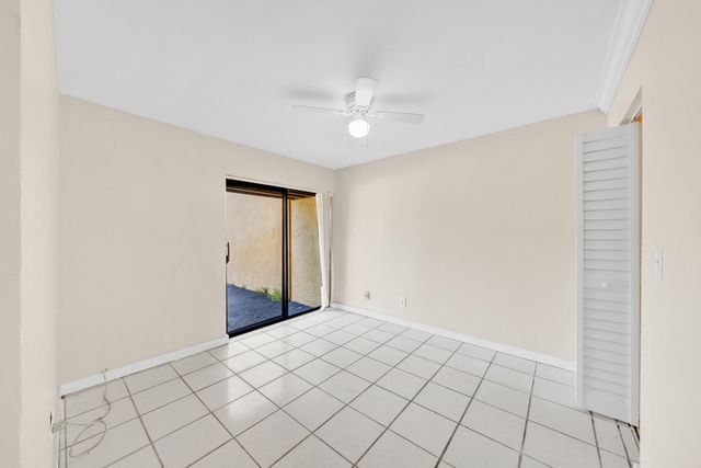 221 NW 43rd Place, Deerfield Beach, FL 33064