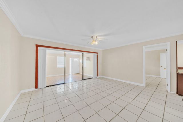 221 NW 43rd Place, Deerfield Beach, FL 33064