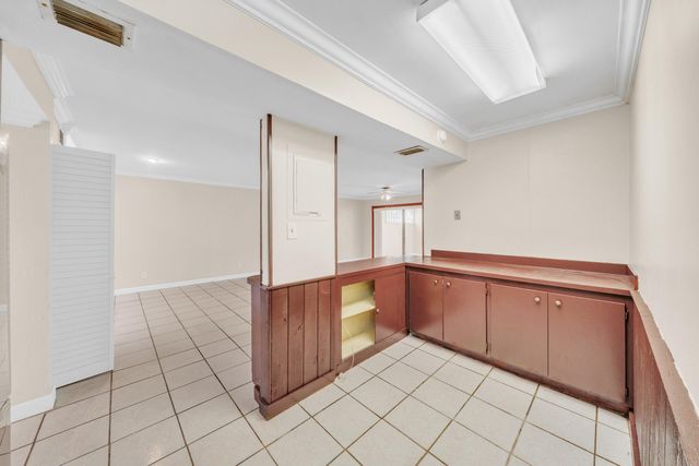 221 NW 43rd Place, Deerfield Beach, FL 33064