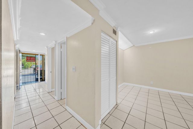 221 NW 43rd Place, Deerfield Beach, FL 33064