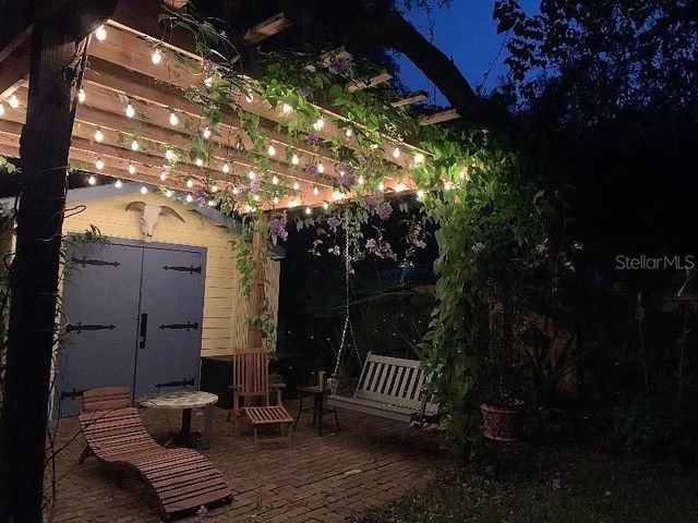 1017 NE 8TH AVENUE, Gainesville, FL 32601