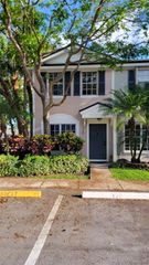 5288 Jubilee Way, Pompano Beach, FL 33063