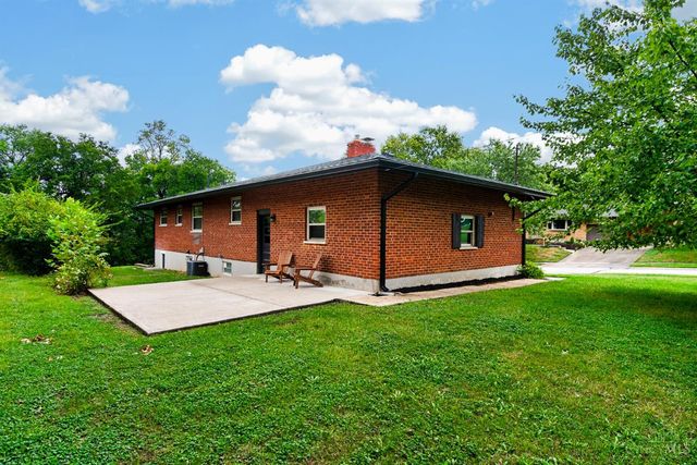 9031 Rolling Lane, Sycamore Twp, OH 45236