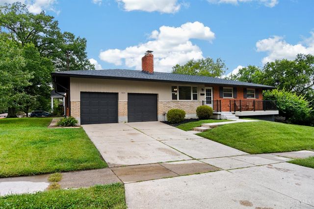 9031 Rolling Lane, Sycamore Twp, OH 45236