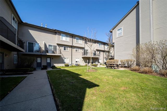 224 Willis Avenue, Royal Oak, MI 48067