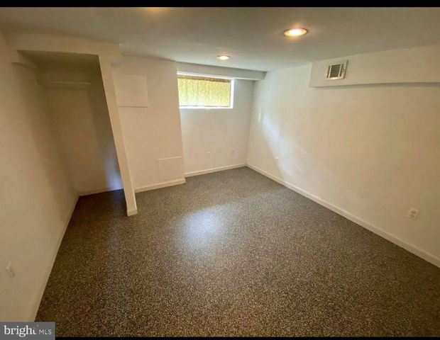305 S LEHIGH ST, Baltimore, MD 21224