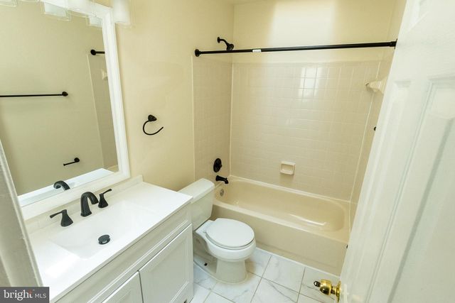 1739 COUNTRYWOOD CT, Landover, MD 20785