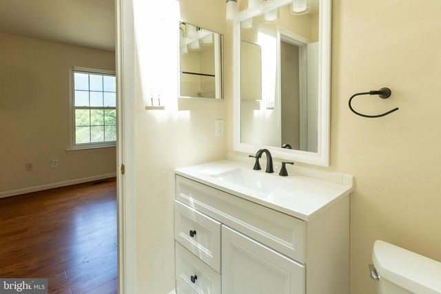 1739 COUNTRYWOOD CT, Landover, MD 20785