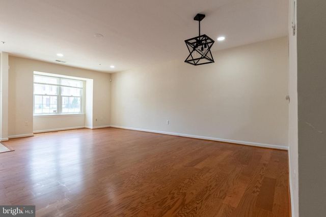 1739 COUNTRYWOOD CT, Landover, MD 20785