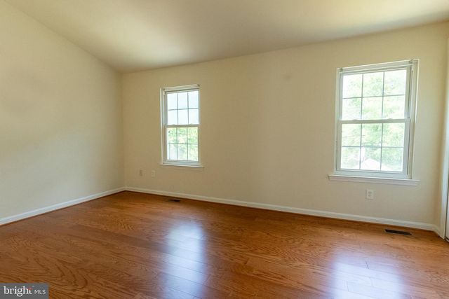 1739 COUNTRYWOOD CT, Landover, MD 20785