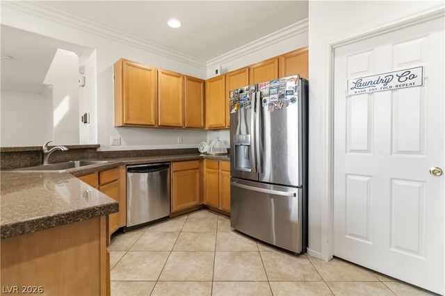 5629 Lookout Crest Street, North Las Vegas, NV 89031