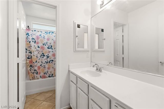 5629 Lookout Crest Street, North Las Vegas, NV 89031