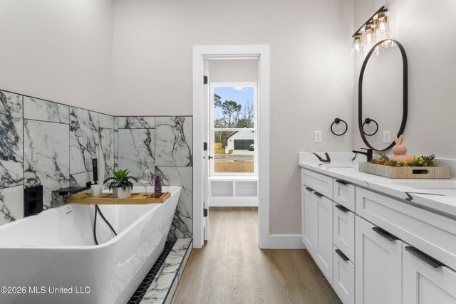 1601 Fairway Drive, Gautier, MS 39553