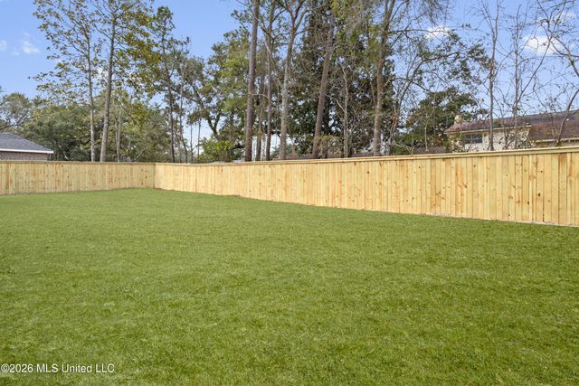 1601 Fairway Drive, Gautier, MS 39553