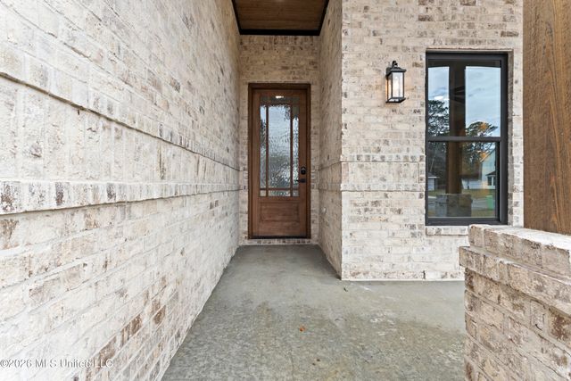 1601 Fairway Drive, Gautier, MS 39553