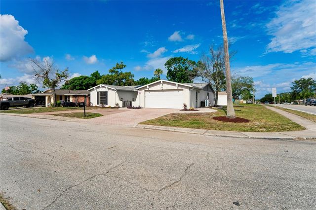 9205 GRAY FOX LANE, Port Richey, FL 34668