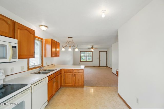 209 Cheyenne Drive, Wapakoneta, OH 45895